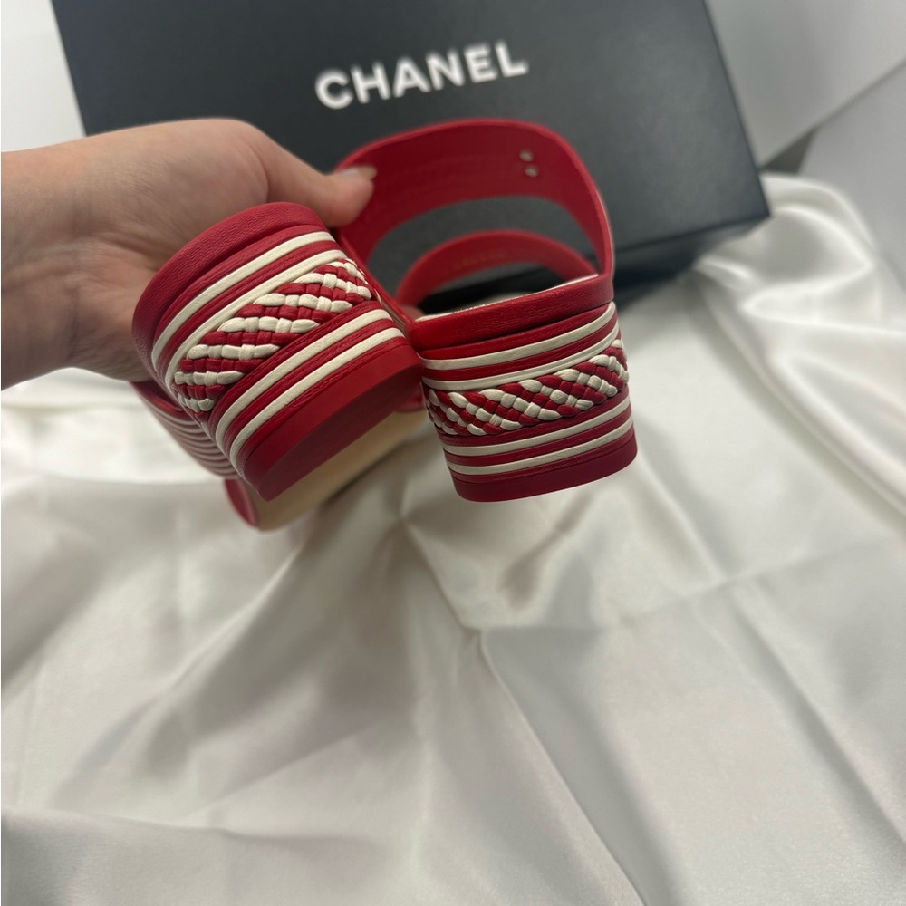 Chanel CC Braided Red and White Striped Sandals - Size 38 - Picture 6 of 12